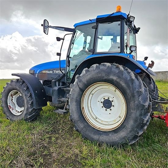 New Holland TM165 3 of 30