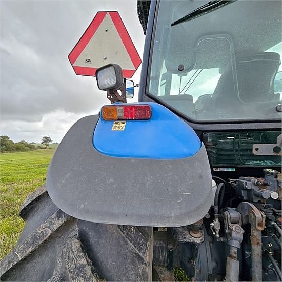 New Holland TM165 25 of 30