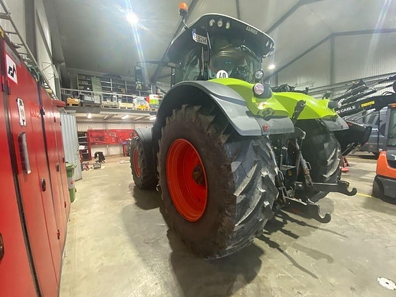 CLAAS Axion 930 10 of 20