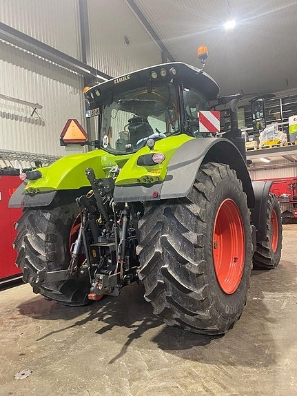 CLAAS Axion 930 7 of 20