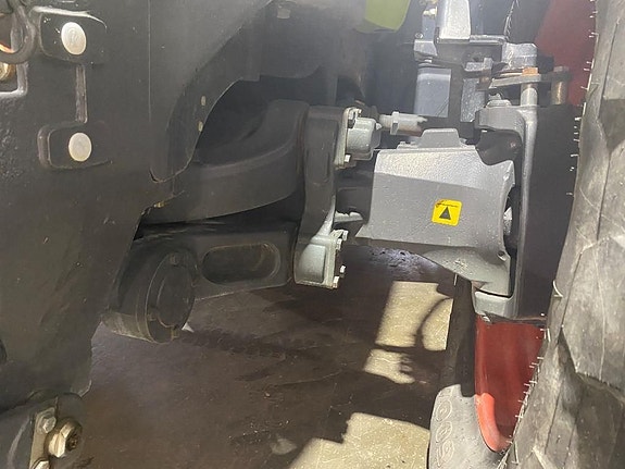 CLAAS Axion 930 13 of 20