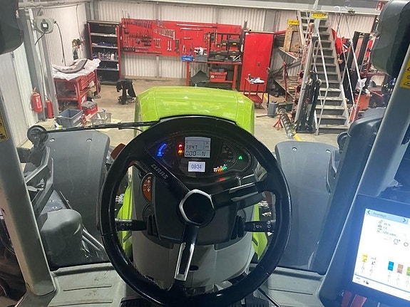 CLAAS Axion 930 5 of 20
