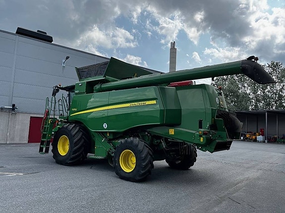 John Deere Tröska T670i 3 of 5