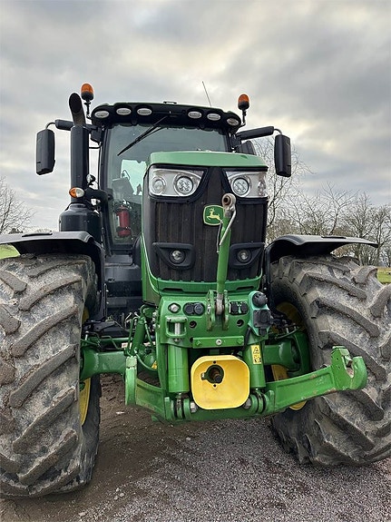 John Deere 6250R 8 of 8