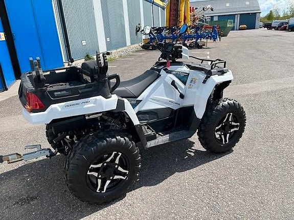 Polaris Sportsman X2 570 EPS Nordic Pro 3 of 10
