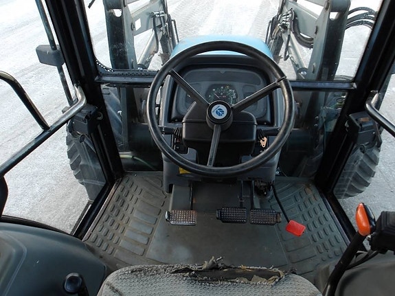 New Holland TL 90 6 of 8