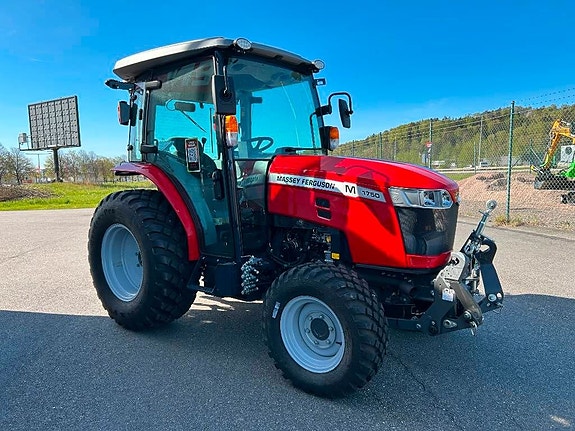 Massey Ferguson MF 1750 M HC 3 of 4