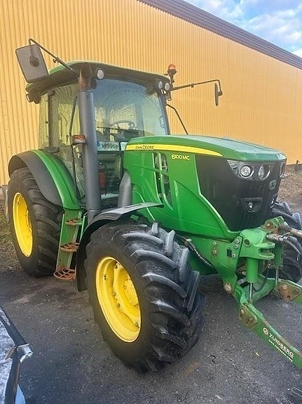 John Deere 6100MC STANDARD CAB TRAKTOR 4 of 5