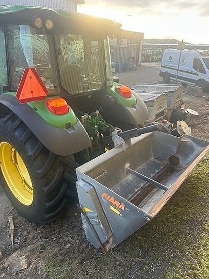 John Deere 6100MC STANDARD CAB TRAKTOR 3 of 5