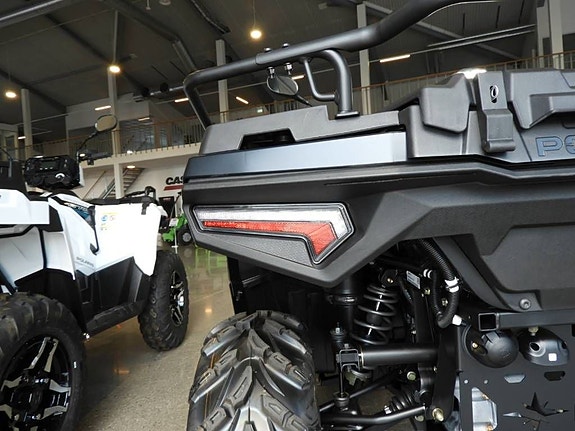 Polaris Sportsman 570 EPS Onyx Black 11 of 12