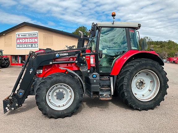 Massey Ferguson 6614 DynaVT Excusive