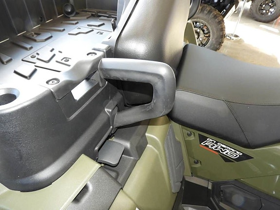 Polaris Sportsman X2 570 Eps  Sage Green 11 of 15
