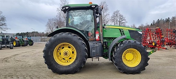 John Deere 7230R TRAKTOR 1,99% räntekampanj