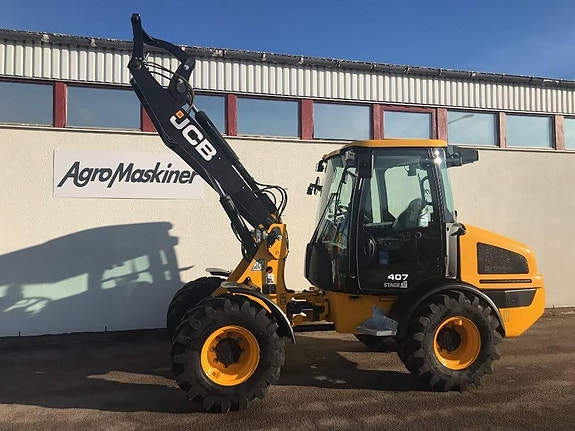 Jcb 407