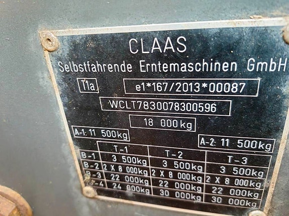 CLAAS Xerion 4500 Trac VC 18 of 21