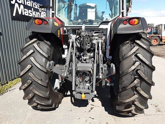 Massey Ferguson 5M 95 DYNA-4 5 of 5