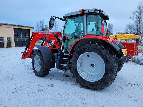Massey Ferguson 5S 145 Efficient 9 of 9