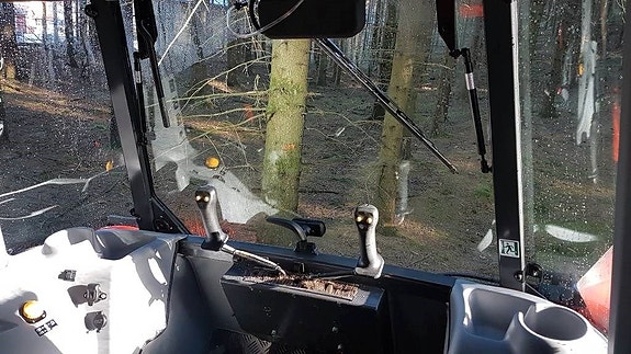 Kubota M 5-092 8 of 8