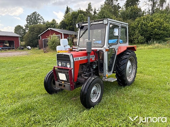 Traktor - Massey Ferguson 240