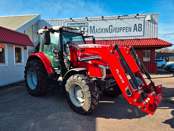 Massey Ferguson 5710S
