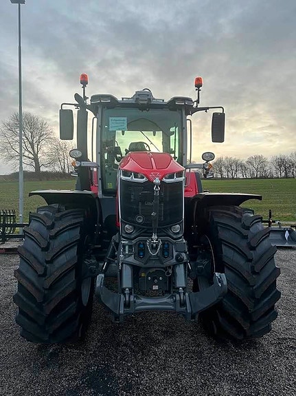 Massey Ferguson 8 S.305 Dyna-VT