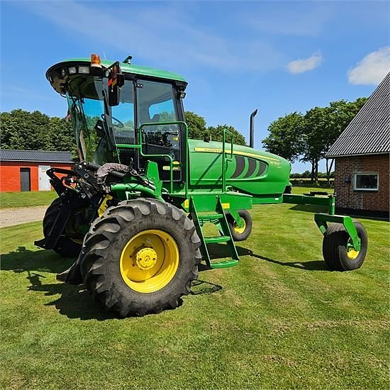 John Deere W150