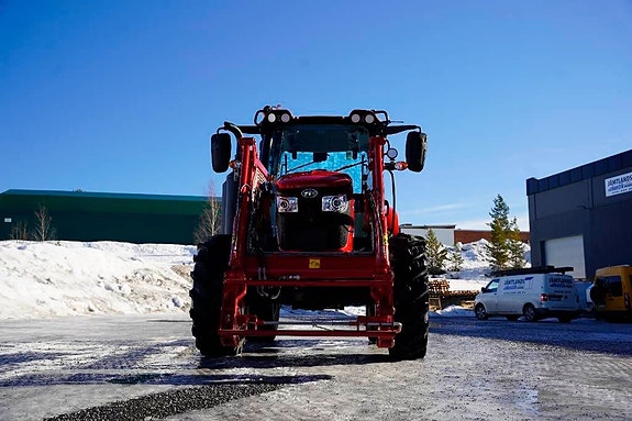 YTO NLY 1154 traktor med lastare KAMPANJ 5 of 6