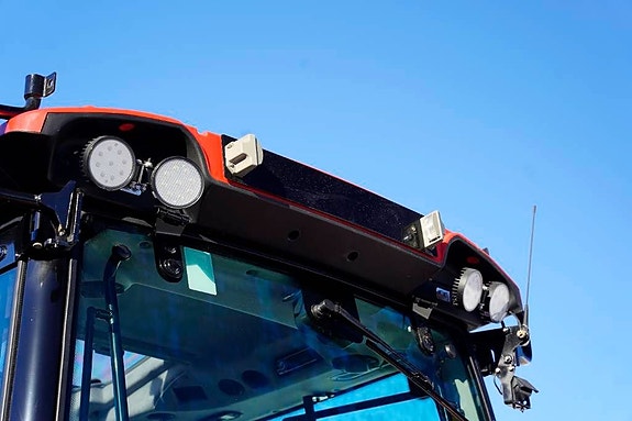 YTO NLY 1154 traktor med lastare KAMPANJ 4 of 6