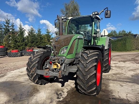 Fendt 724 SCR Profi Plus 2 of 13