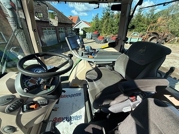 Fendt 724 SCR Profi Plus 11 of 13