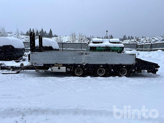 Maskinsläp CHIEFTAIN 3-axlad