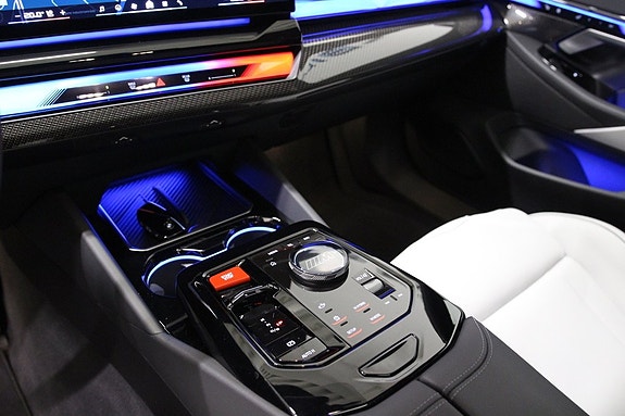 BMW M5 9 of 28