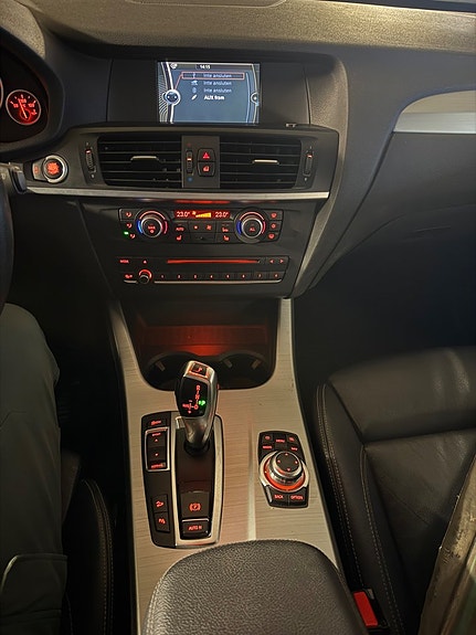 BMW X3 9 of 15