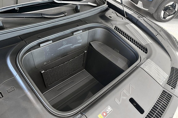 Kia EV9 17 of 18