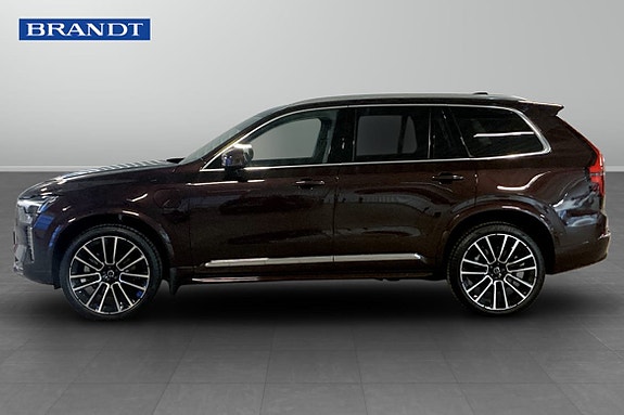 Volvo XC90 3 of 10