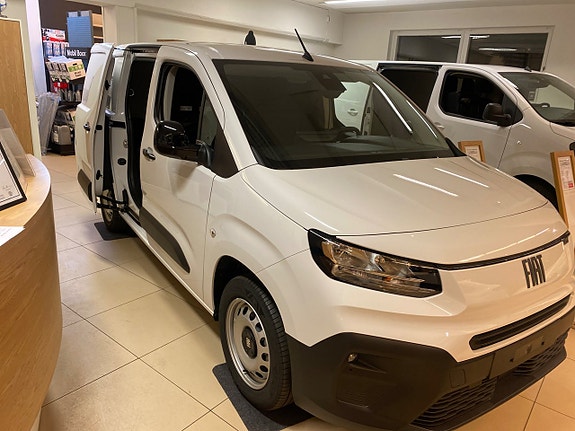Fiat Doblo 3 of 5