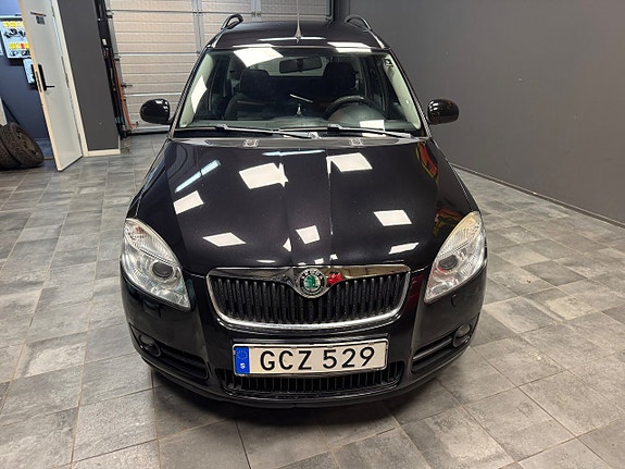 Skoda Roomster 3 of 5