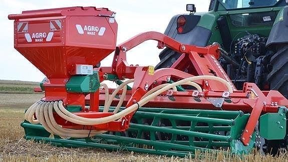 Småfrösåmaskin Agro-Masz SP 2 of 5