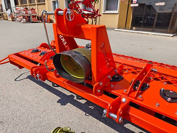 Rotorharv DELEKS® KR 160R – För traktorer 30–70 hk 9 of 12