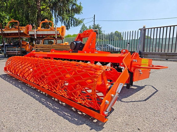 Rotorharv DELEKS® KR 160R – För traktorer 30–70 hk 3 of 12