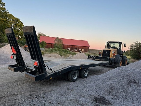 Palms 16 tons maskintrailer