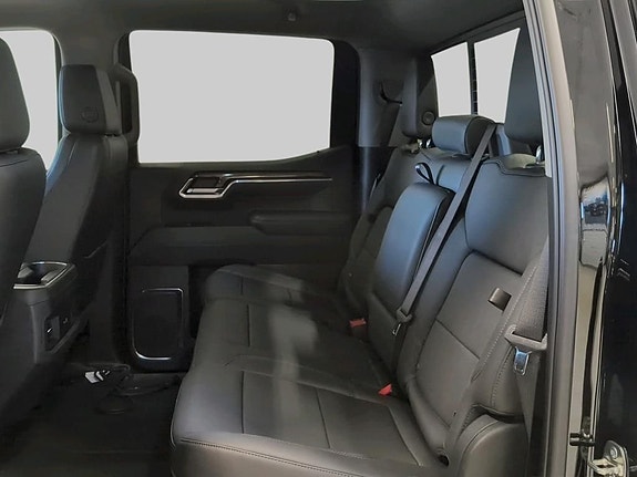 Chevrolet Silverado 1500 21 of 24
