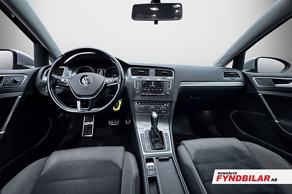 Volkswagen Golf Alltrack 6 of 7