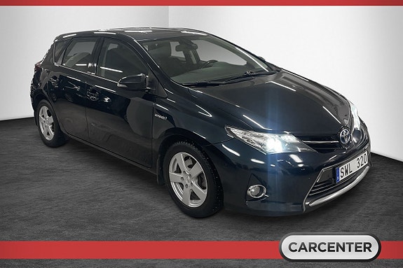 Toyota Auris 3 of 17