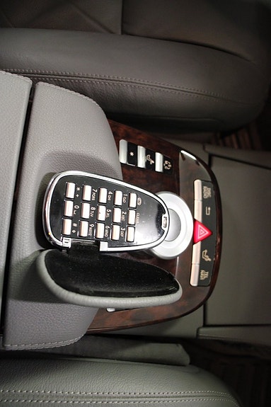 Mercedes-Benz S500 20 of 30