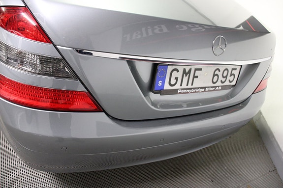 Mercedes-Benz S500 24 of 30