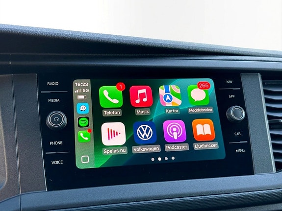 Volkswagen Transporter 10 of 15