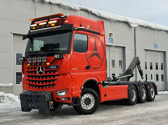 Tridemväxlare Mercedes-Benz Arocs 3758 -2023 | JOAB via auktion