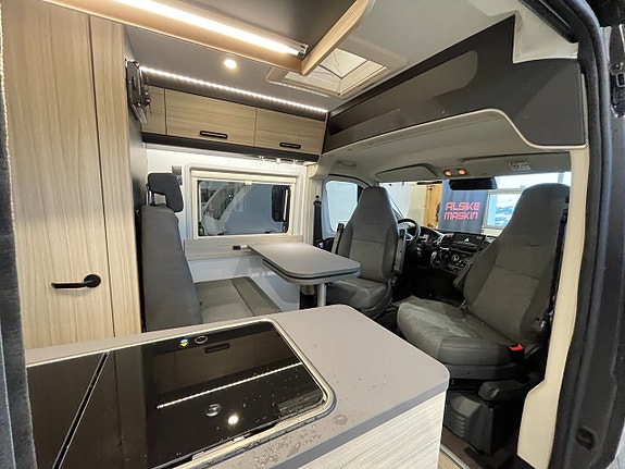 Sun Living V 65 GX / Dieselvärme / Höj & Sänkbarsäng / Automat / B-körkort/ 9 of 28