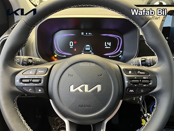 Kia Picanto 10 of 14